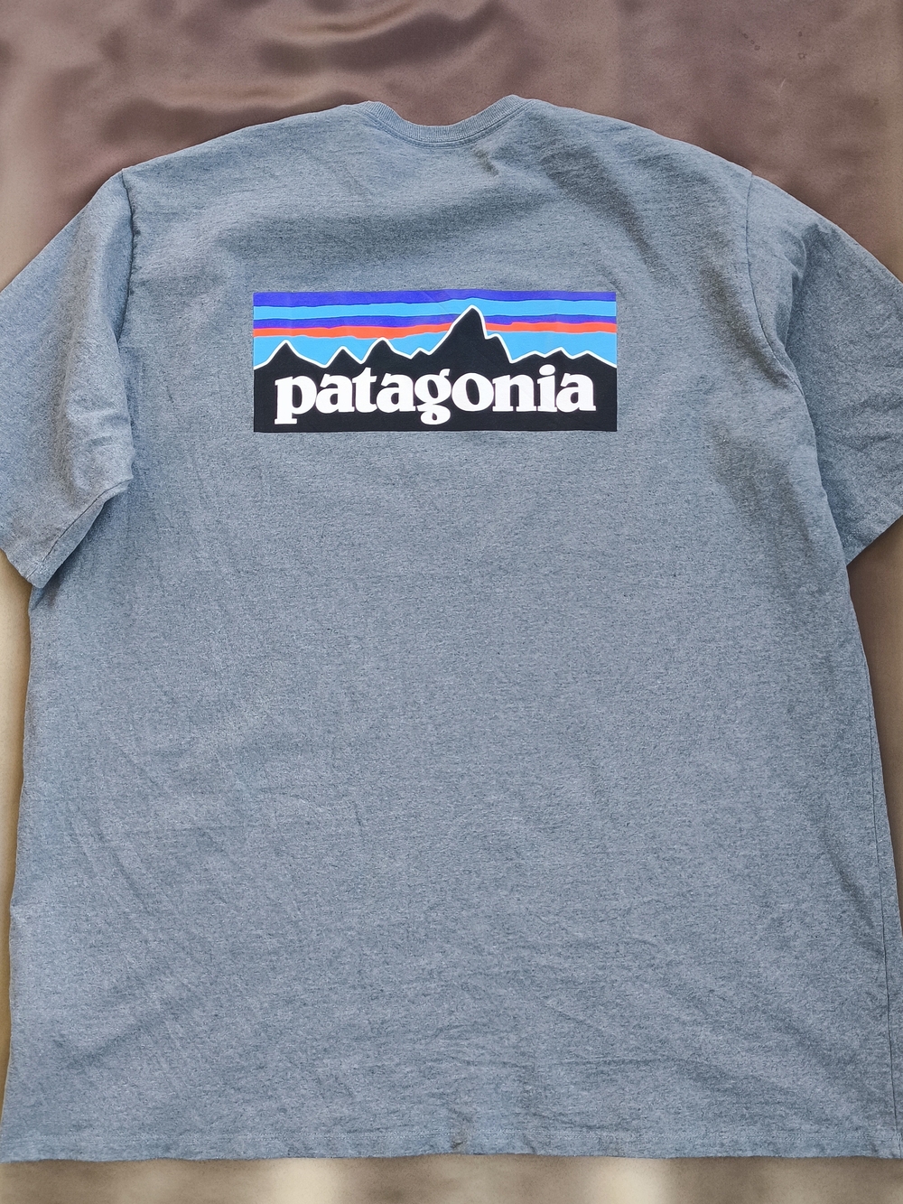 Patagonia Responsibili TEE Men's Grey Outdoor Logo Everyday T Shirt Size XXL